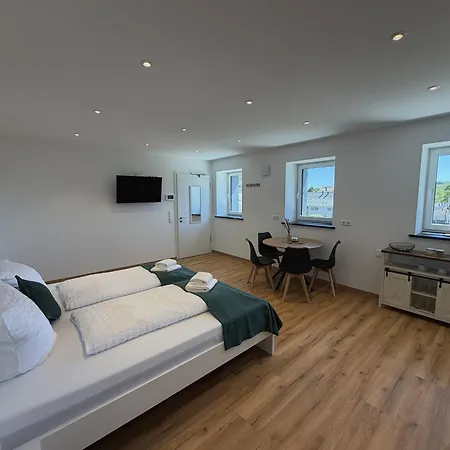 Parkside Apartments - Studios & Penthouses Nahe Legoland Guenzburg * Burgau