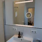 Ξενοδοχείο με διαμερίσματα Neubau Parkside - Hochwertige Naehe Legoland, Modern & Stylish Burgau