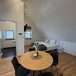 Ξενοδοχείο με διαμερίσματα Neubau Parkside - Hochwertige Naehe Legoland, Modern & Stylish Burgau
