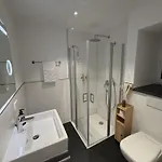 Ξενοδοχείο με διαμερίσματα Neubau Parkside - Hochwertige Naehe Legoland, Modern & Stylish Burgau